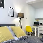 Apartment Szczesliwa 13 - Plac Ratuszowy *