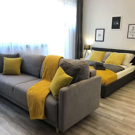 Szczesliwa 13 - Plac Ratuszowy Apartmán *