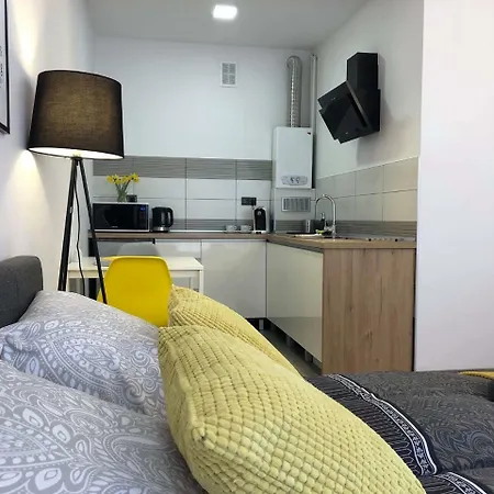 Szczesliwa 13 - Plac Ratuszowy * Jelení Hora