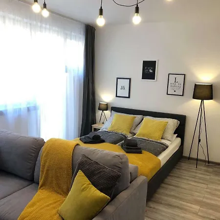 Szczesliwa 13 - Plac Ratuszowy Apartmán