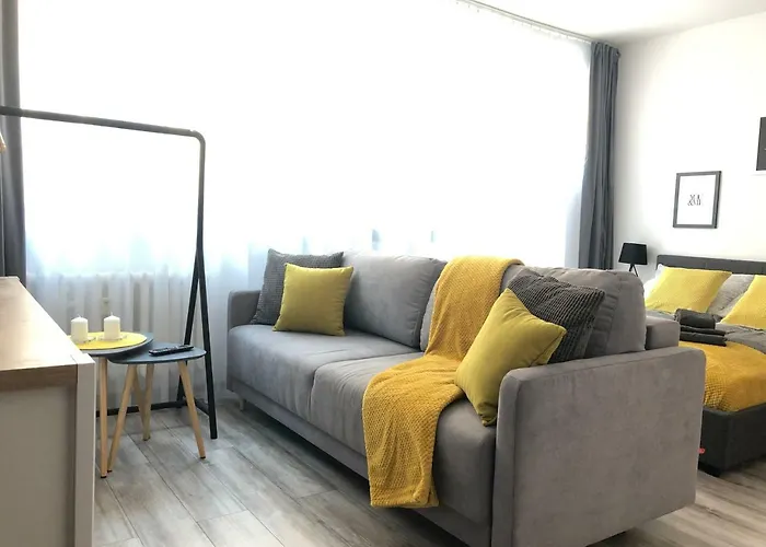 Szczesliwa 13 - Plac Ratuszowy Jelení Hora